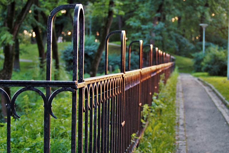 Guardrail powder coating